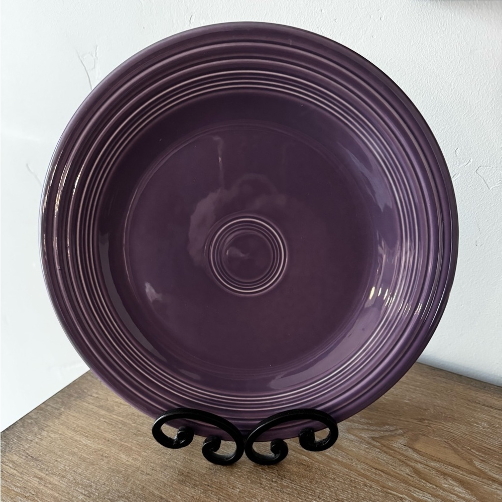Vintage Fiesta Lilac Five Piece Dinnerware Set - Picture 10 of 15